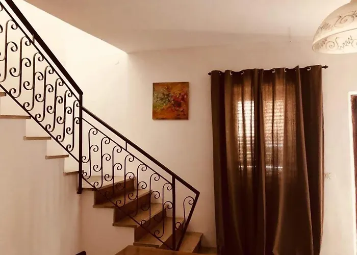 Storace S House Apartman