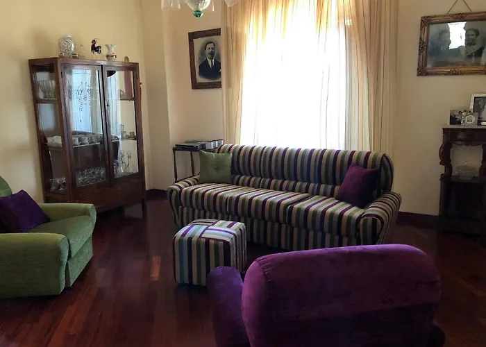 Storace S House Apartman *