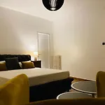 Storace S House *