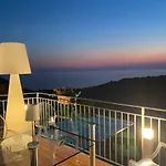 Storace S House *