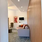 Storace S House 아파트 *