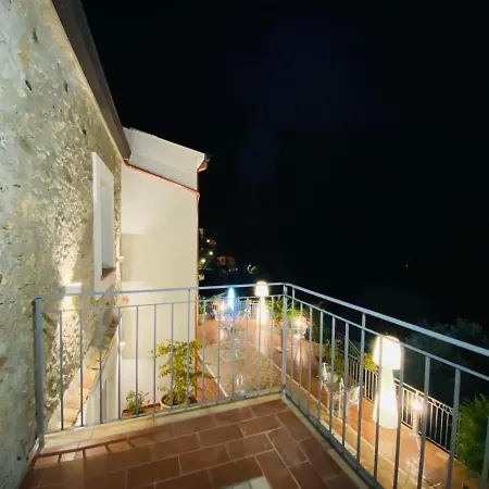 Storace S House Апартаменты *