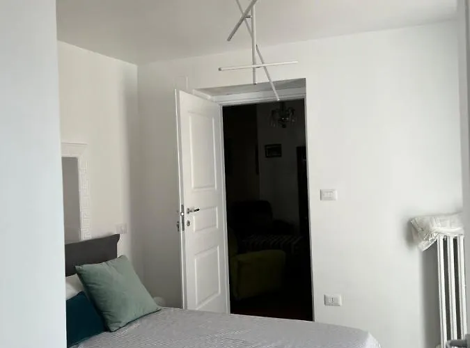 Storace S House Lägenhet Falerna